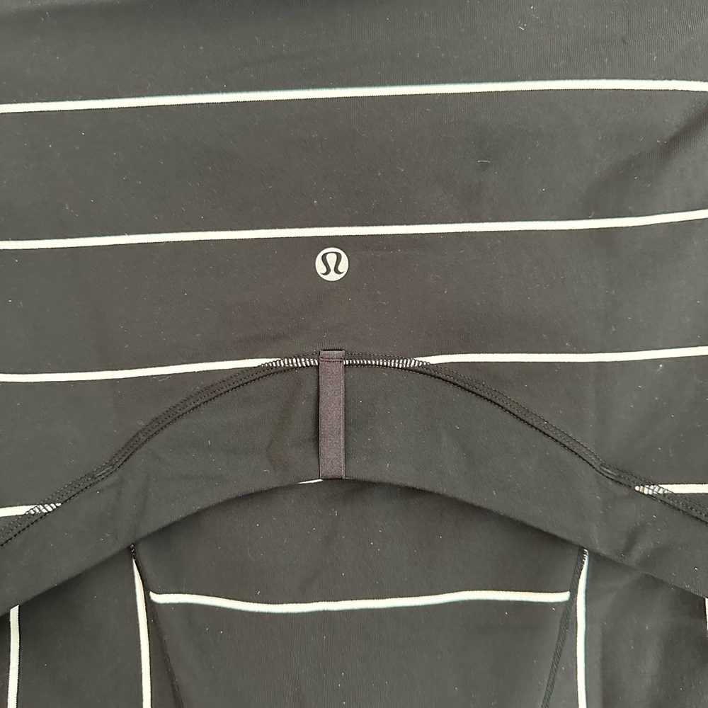 Lululemon Define Jacket - Picture 5 of 6